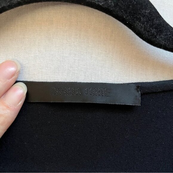 Daniela Corte Lisa Black long sleeve padded shoulders Bodysuit Top Sz M - Picture 8 of 13